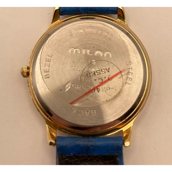 Milon Winter Scene Watch Penguins Snowman - New Battery-Leather Adjustable Band - Picture 4 of 5